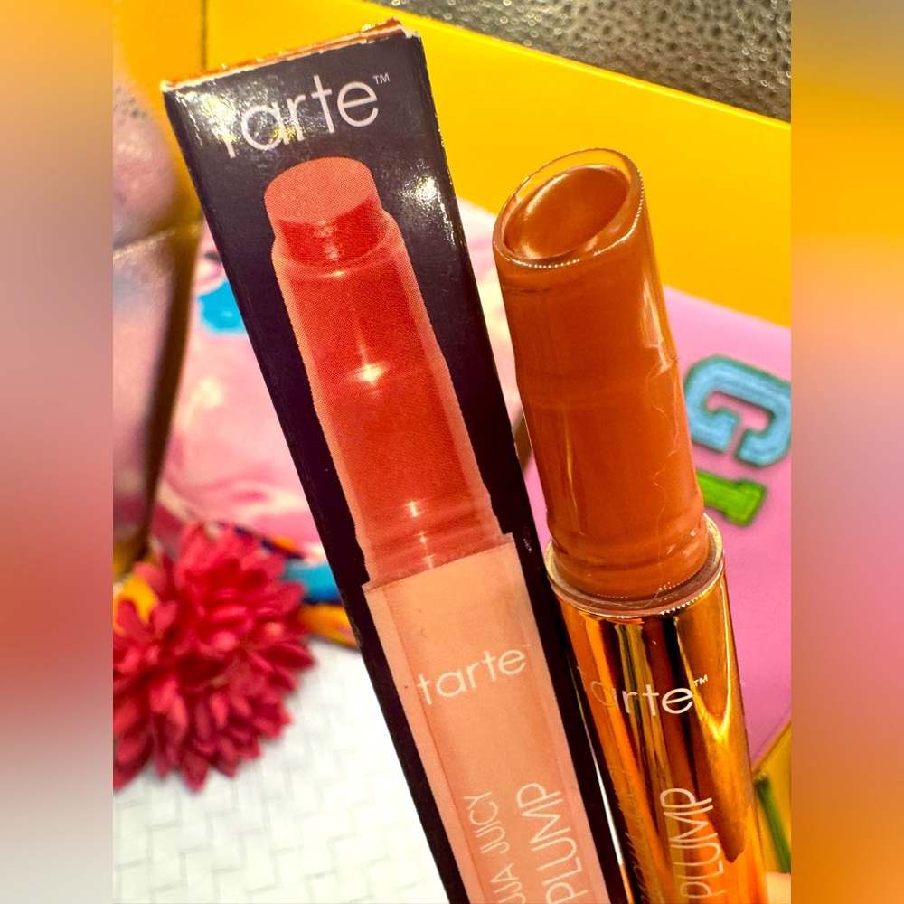 Tarte maracuja juicy lip plump ‘tulip’ lip gloss